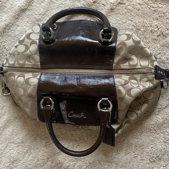 ⭐️ COACH Ashley Signature Satchel, F15440 - Picture 5 of 17